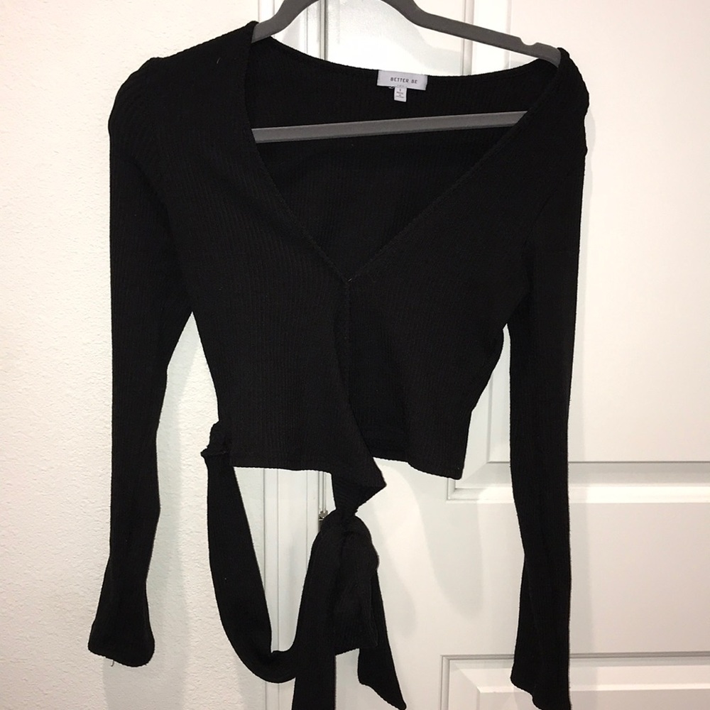 Long sleeve crop